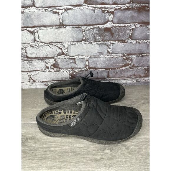 Keen Howser III Black Quilted Slip On Comfort Outdoor Shoes Men Sz 10.5M US/44EU